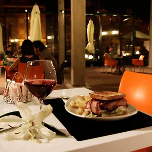 **** Hotel Tach Airport España